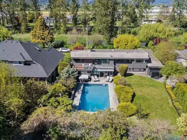 House for sale in Chilliwack, Chilliwack, 46950 Crabtree Lane.