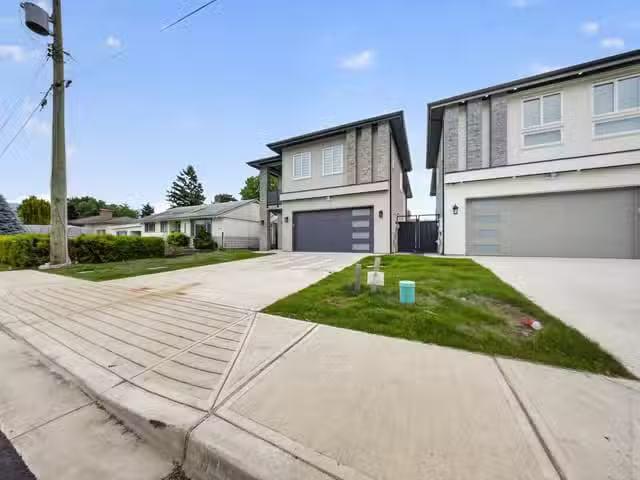 House for sale in Chilliwack, Chilliwack, 46070 Southlands Cre.