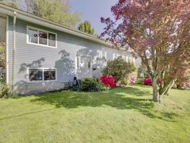 House for sale in Chilliwack, Chilliwack, 8505 Howard Crescent.