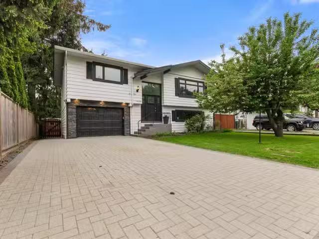 House for sale in Chilliwack, Sardis, 45282 South Sumas Road.