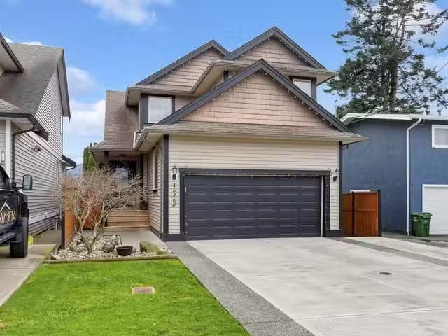 House for sale in Chilliwack, Sardis, 45368 Wells Road, 263150.