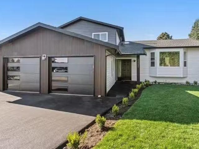 House for sale in Chilliwack, Sardis, 6425 Swanson Street, 263.