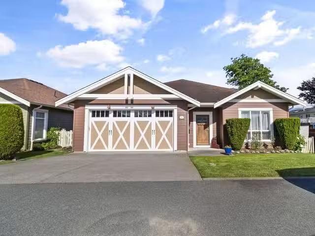House for sale in Chilliwack, Sardis, 64 7600 Chilliwack River.