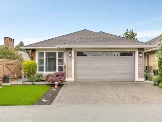 House for sale in Chilliwack, Sardis, 115 6540 Dogwood Drive.