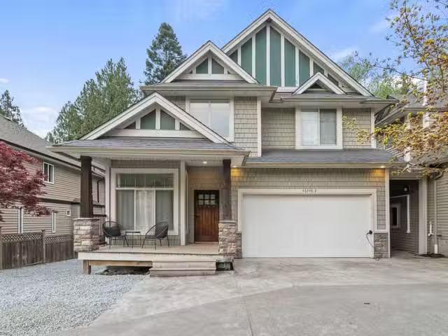 House for sale in Chilliwack, Sardis, 2 46248 Kermode Crescent.