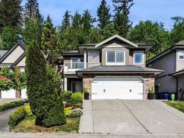 House for sale in Chilliwack, Sardis, 33 45957 Sherwood Drive.