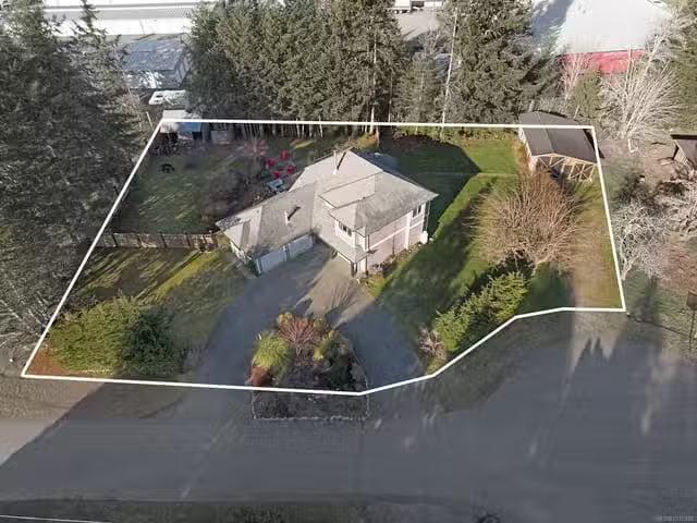 House for sale in Comox, 1669 Esinteraction Pl, 1037249