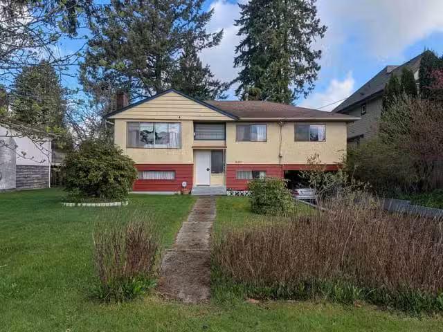 House for sale in Coquitlam, Coquitlam, 1681 Smith Avenue, 263.