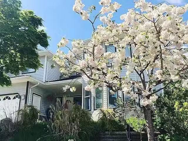 House for sale in Coquitlam, Coquitlam, 2655 Delahaye Drive, 2.