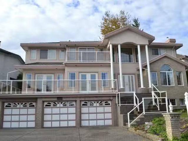 House for sale in Coquitlam, Coquitlam, 3147 Silverthrone Driv.
