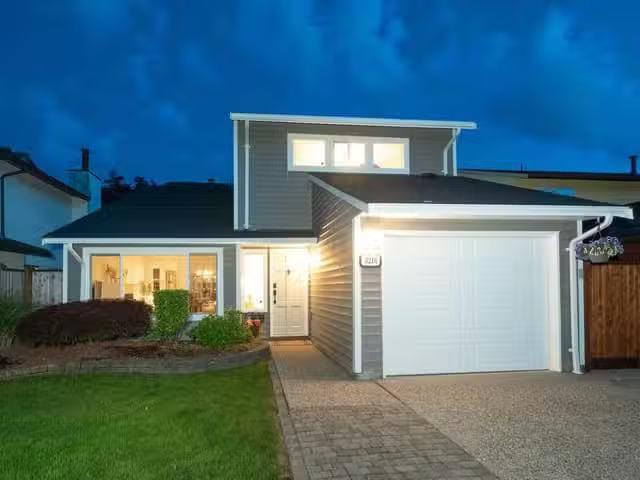 House for sale in Coquitlam, Coquitlam, 3216 Savary Avenue, 26.