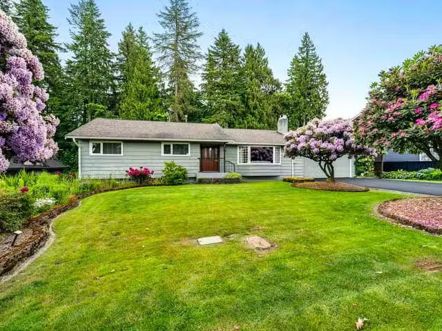 House for sale in Coquitlam, Coquitlam, 927 Selkirk Crescent.
