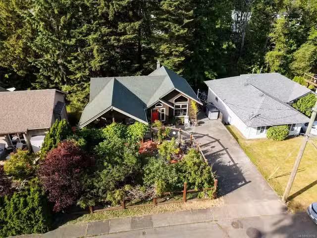 House for sale in Courtenay, 1456 Hurford Ave, 1037728