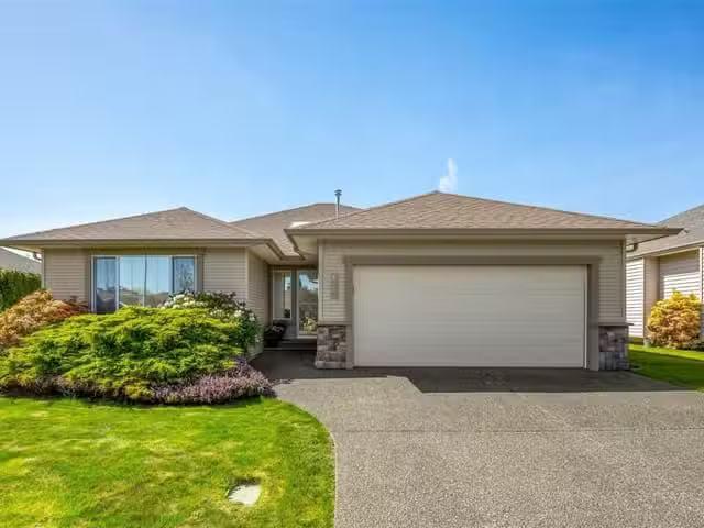 House for sale in Courtenay, 1945 St. Andrews Pl, 1033127