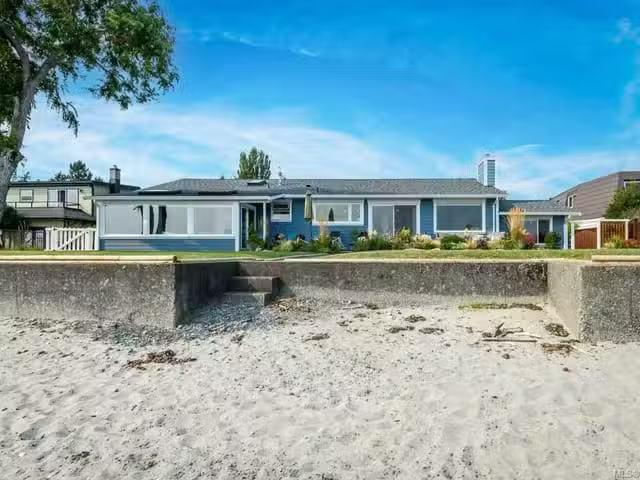 House for sale in Courtenay, 1938 Singing Sands Rd, 1034740