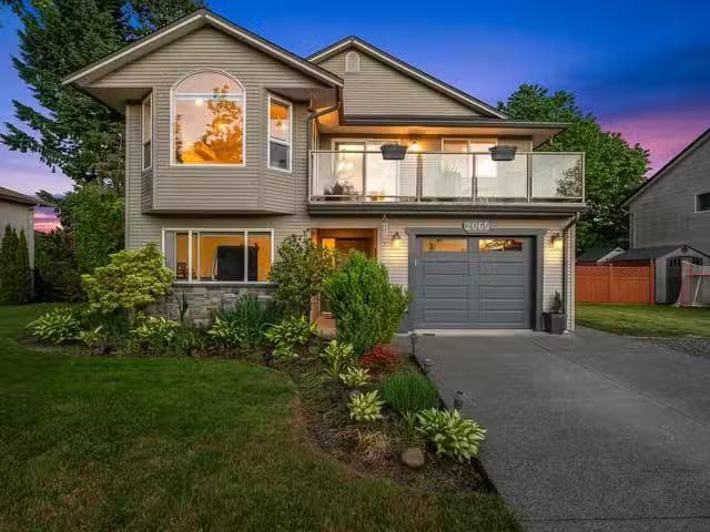 House for sale in Courtenay, 2065 Hawk Dr, 1037043