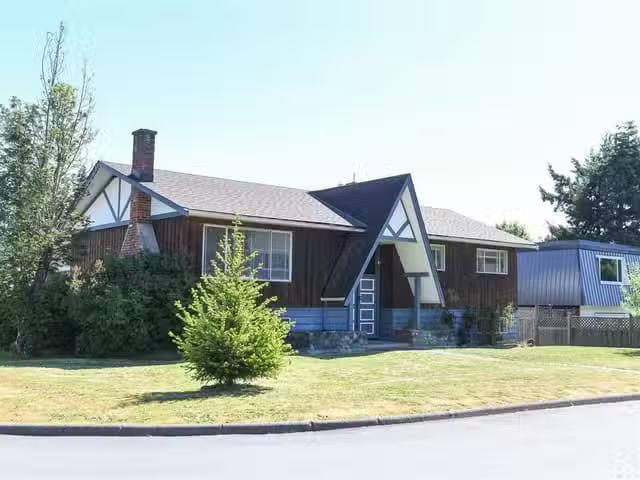 House for sale in Courtenay, 2029 Cedar Cres, 1038062