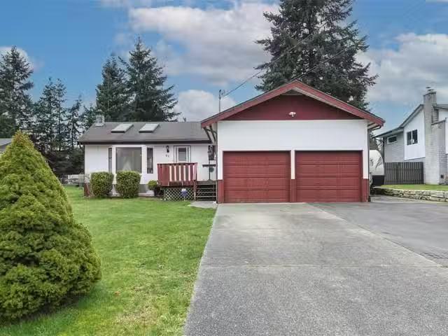 House for sale in Courtenay, 61 Salsbury Rd, 1029018