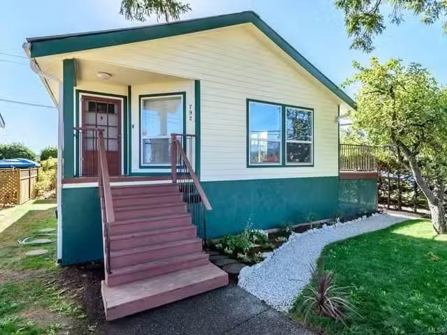 House for sale in Courtenay, 792 12th St, 1034685