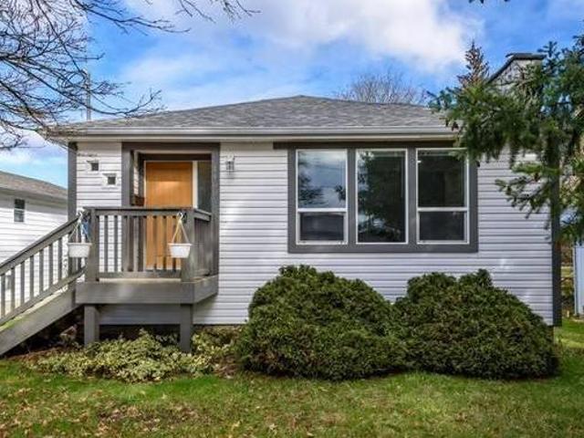 House for sale in Courtenay Courtenay City 1460 Fitzgerald Ave 931854