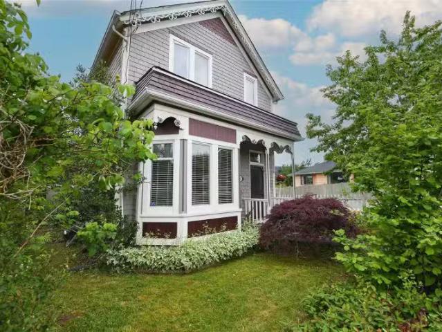 House for sale in Cumberland, Cumberland, 2763 Penrith Ave, 96.