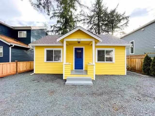 House for sale in Cultus Lake, Cultus Lake & Area, 298 Hemlock.