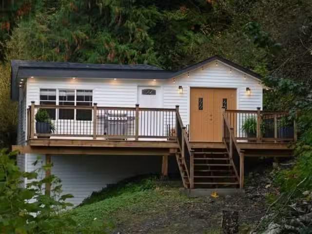 House for sale in Cultus Lake, Cultus Lake & Area, 45992 Gurne.
