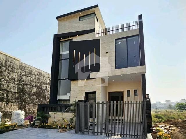 House For sale In D 12