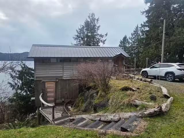 House for sale in Daajing Giids City, Prince Rupert, 4024 Ocea.