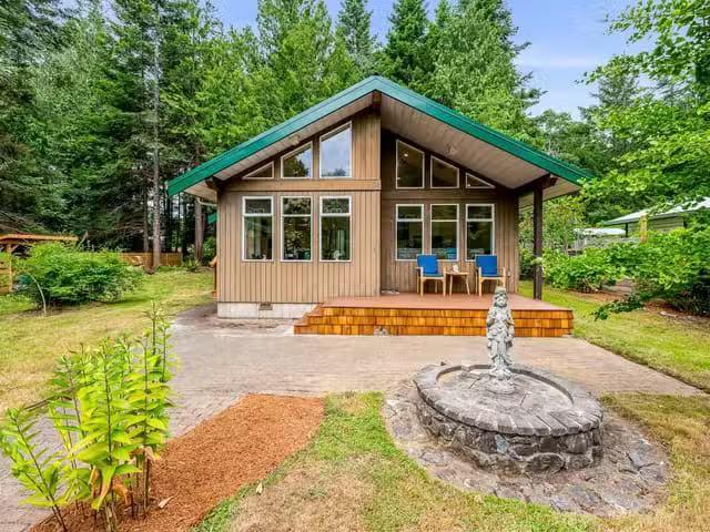 House for sale in Denman Island, 1677 Baikie Rd, 1033066