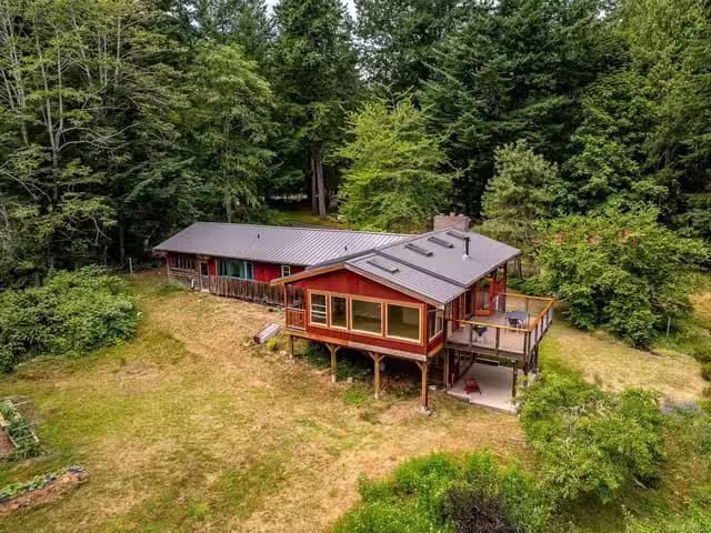 House for sale in Denman Island, 9900 Greenhill Rd, 1028721