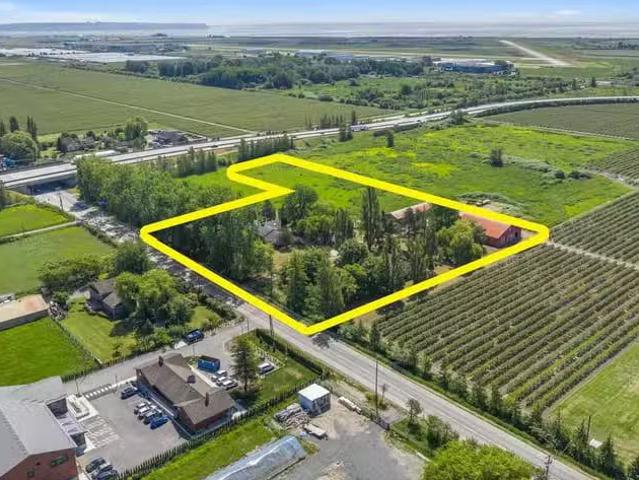 House for sale in Delta, Ladner, 7064 Ladner Trunk Road, 26315.