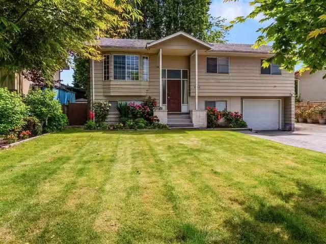 House for sale in Delta, N. Delta, 8082 112 Street, 263131264