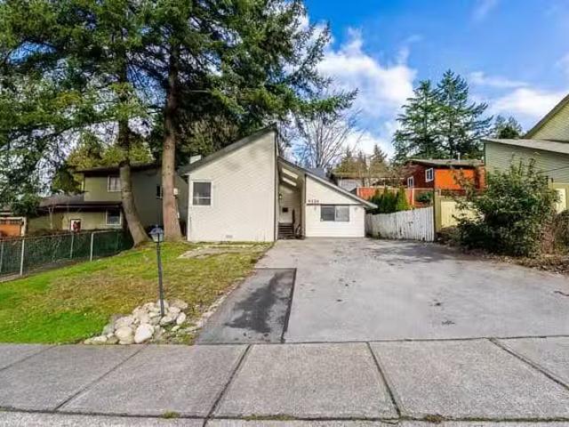 House for sale in Delta, N. Delta, 8330 Sheaves Road, 263111972
