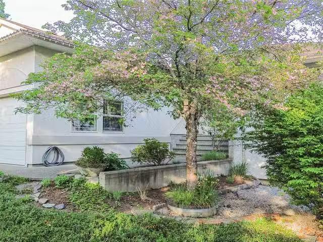 House for sale in Duncan, 2564 Larkspur Dr, 1034672