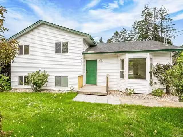 House for sale in Duncan, 5421 Miller Rd, 1033223