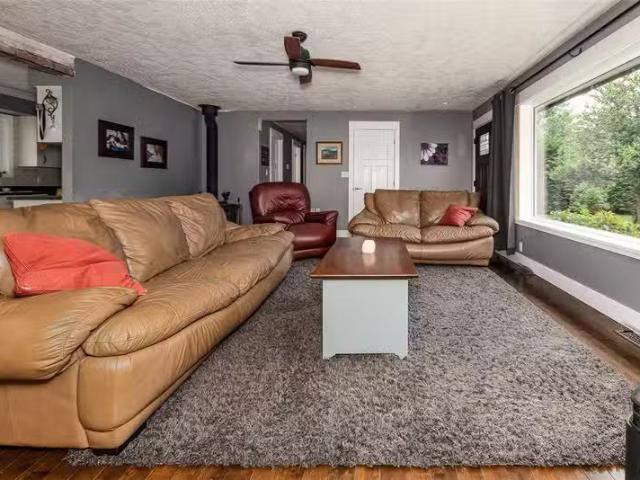 House for sale in Duncan, East Duncan, 6721 Bell Mc Kinnon Rd.