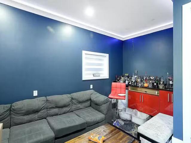House for sale in East Newton, Surrey, Surrey, 7794 141b Stree.