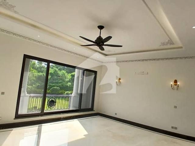 House For Sale In F 6