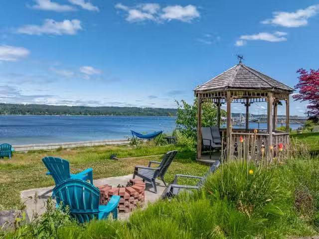 House for sale in Fanny Bay, 6800 Buckley Bay Frontage Rd, 103.