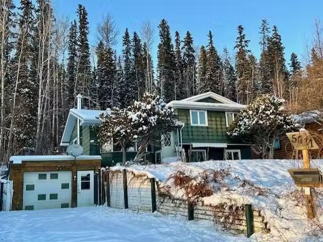 House for sale in Fort Nelson, Fort Nelson, 5711 Gairdner Cres.
