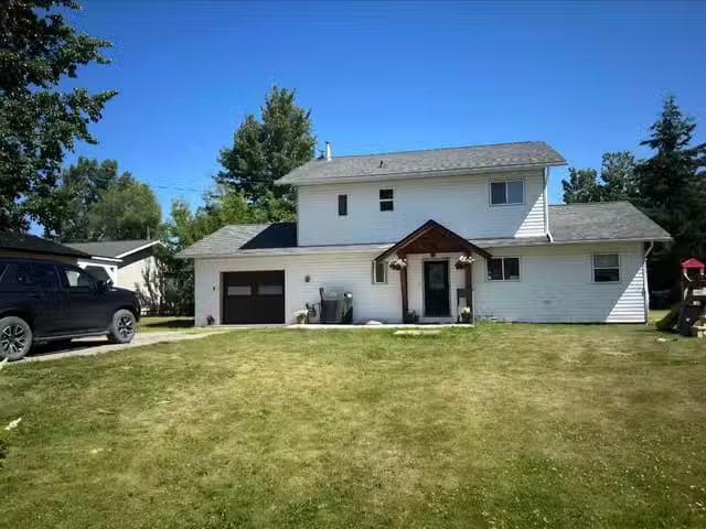 House for sale in Fort St. James, Fort St. James, 7794 Water S.