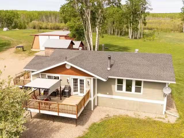 House for sale in Fort St. John, Fort St. John, 1016 240 Road.