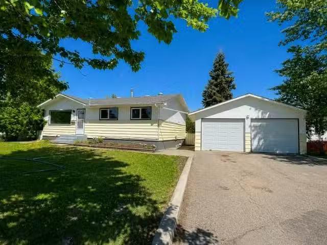 House for sale in Fort St. John, Fort St. John, 11023 Peace Ri.