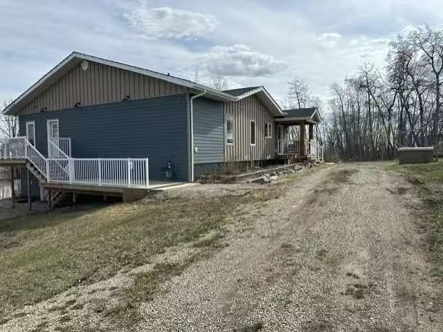 House for sale in Fort St. John, Fort St. John, 12363 244 Road.