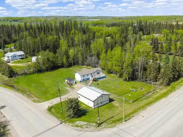 House for sale in Fort St. John, Fort St. John, 13007 W Bypass.