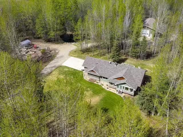 House for sale in Fort St. John, Fort St. John, 13244 Koop Roa.