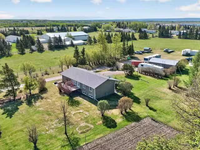 House for sale in Fort St. John, Fort St. John, 6179 Airport R.