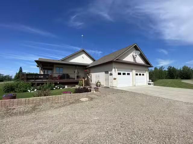 House for sale in Fort St. John, Fort St. John, 7001 253 Road.