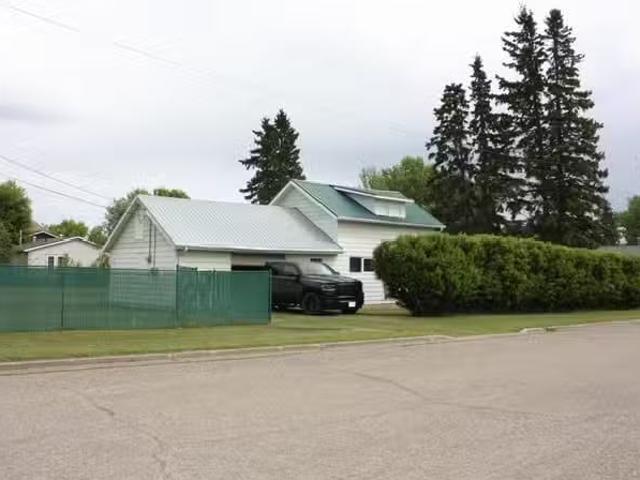 House for sale in Fort St. John, Fort St. John, 9503 95 Street.